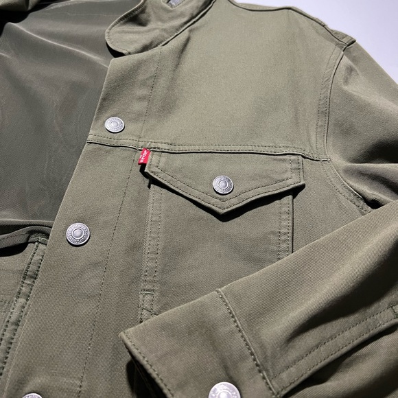 Green Levis jacket - Picture 5 of 7